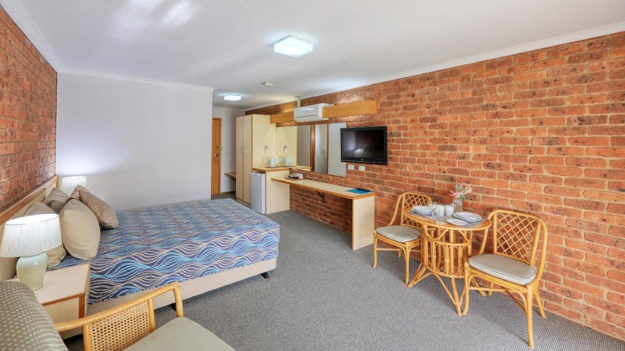 Tooleybuc Club Motor Inn Dış mekan fotoğraf