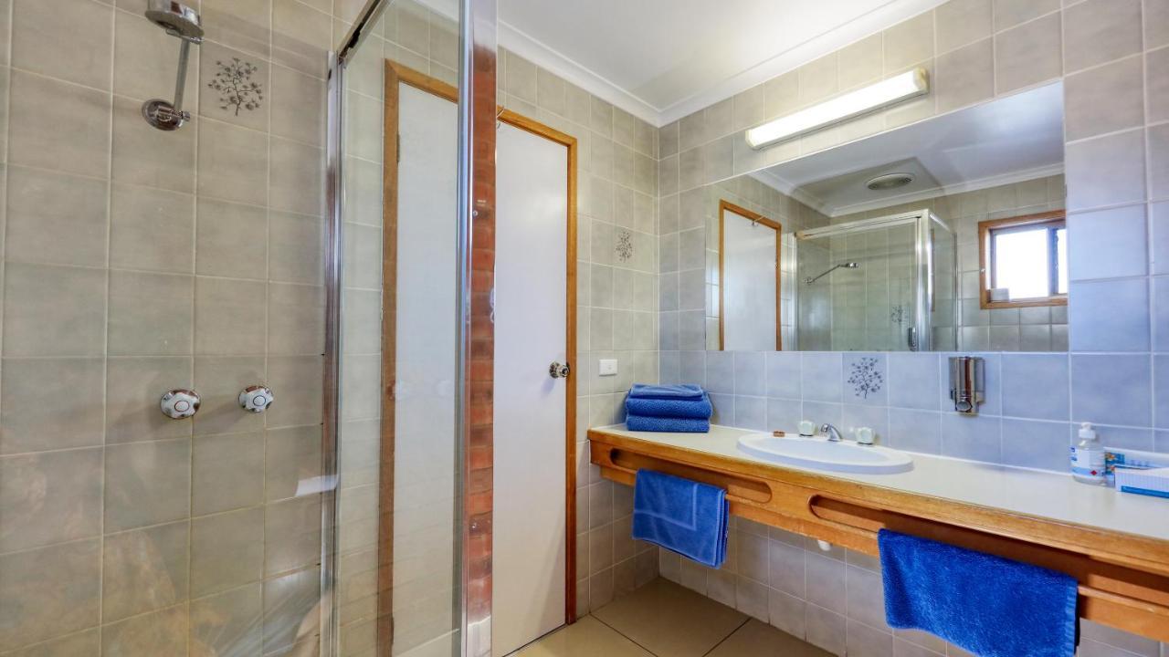 Tooleybuc Club Motor Inn Dış mekan fotoğraf