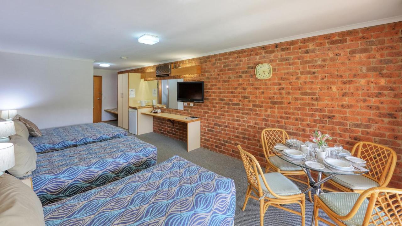 Tooleybuc Club Motor Inn Dış mekan fotoğraf